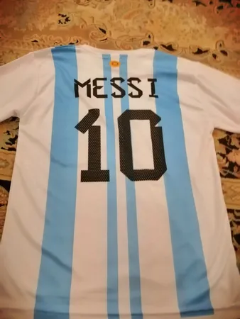 ست پیراهن و شورت ورزشی پسرانه طرح آرژانتین مدل مسی 2023