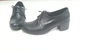 تجریه خرید کفش زنانه مدل بندی ساده