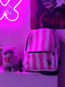 تجریه خرید کوله پشتی دخترانه کد VS pashmi01