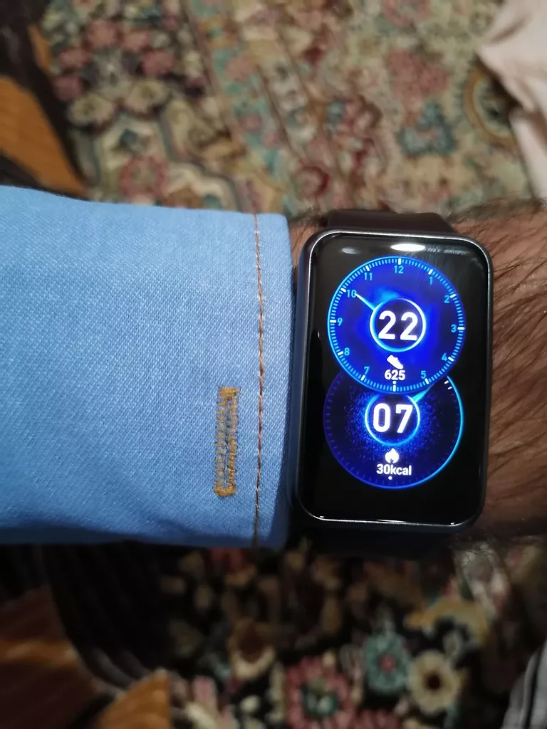 ساعت هوشمند هوآوی مدل WATCH FIT بند پلاستیکی