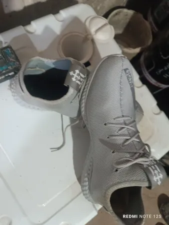 کفش پیاده‌روی مدل یزی