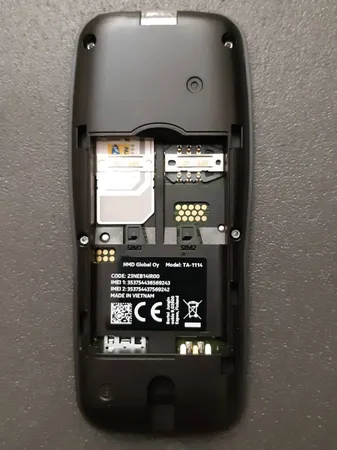 گوشی موبایل نوکیا مدل 2018 106 FA دو سیم‌ کارت ظرفیت 4 مگابایت و رم 4 مگابایت