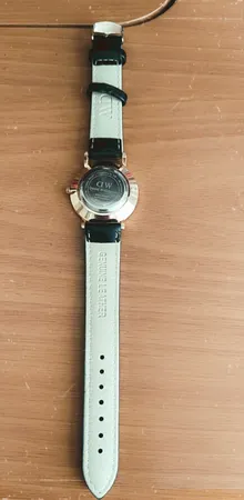 ساعت مچی عقربه ای زنانه و مردانه مدل W 2642 - ME-RZ