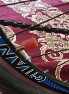 تجریه خرید چراغ سر والف لاستیک مدل بدون باتری BE1101 بسته 4 عددی