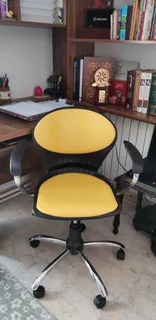 صندلی اداری آریا مدل A130