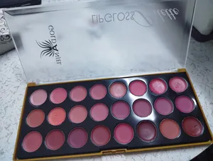 تجریه خرید پالت رژ لب جامد گلد آنجل شماره 01