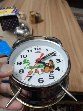 ساعت رومیزی مدل مرغی کد 14