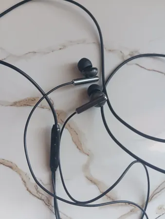 هندزفری لیتو مدل LE-15