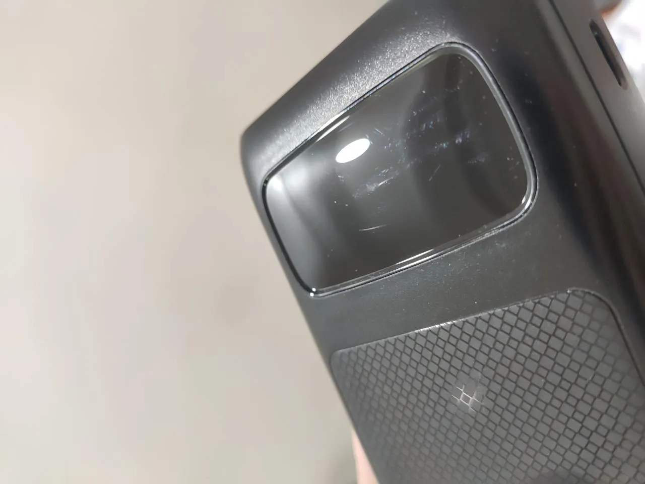 پاوربانک انرجایزر مدل UE30063PQ ظرفیت 30000 میلی آمپرساعت