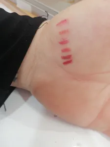 تجریه خرید رژ لب مدادی ژینو مدل JIS2 مجموعه 6 عددی