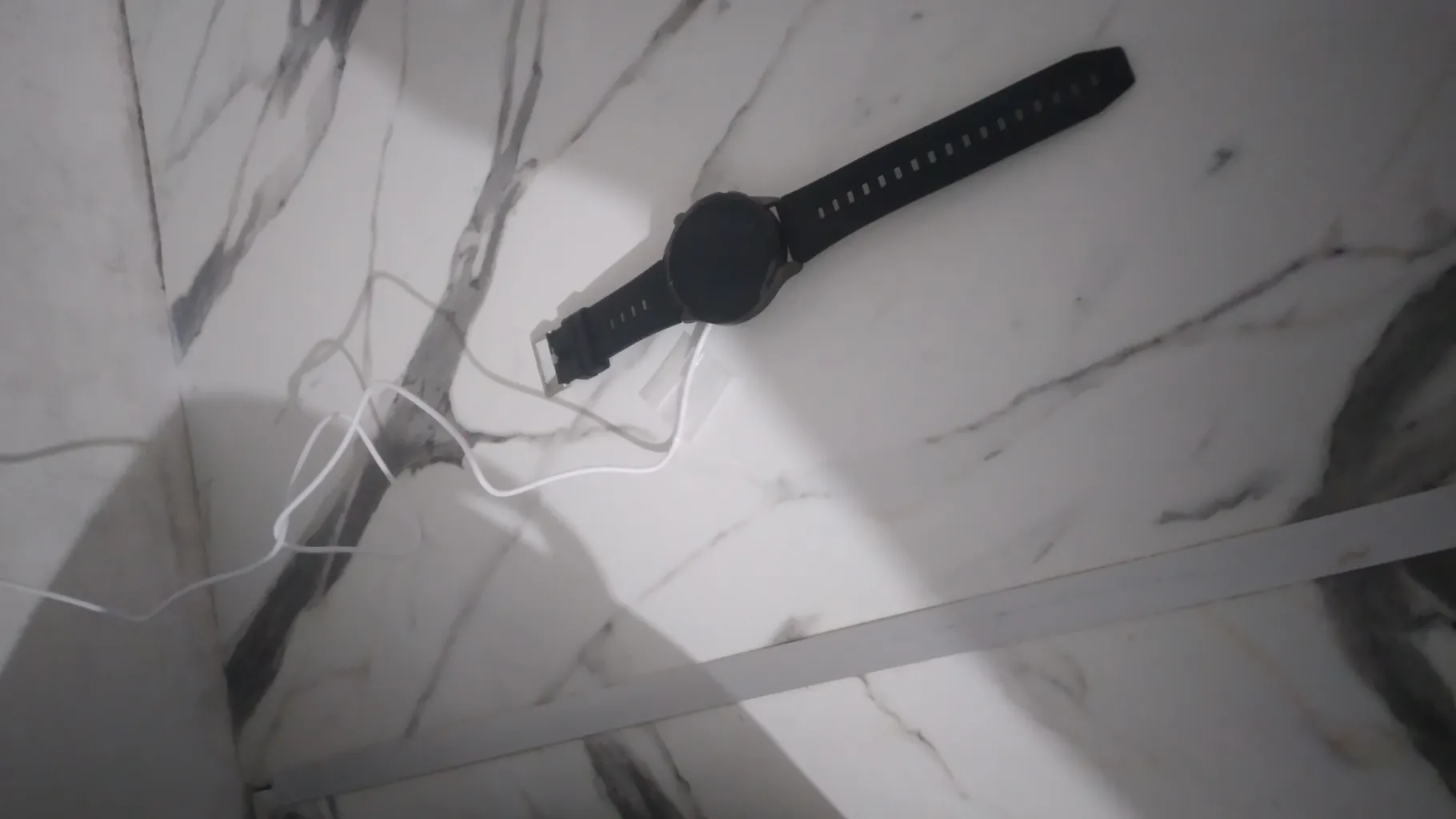 ساعت هوشمند بی اس تی مدل NX17 Pro با قابلیت صفحه نمایش رنگی و لمسی، کنترل موسیقی، سنجش اکسیژن خون، مکالمه از طریق بلوتوث، پشتیبانی از زبان فارسی و امکان تغییر تم ساعت و بند فلزی