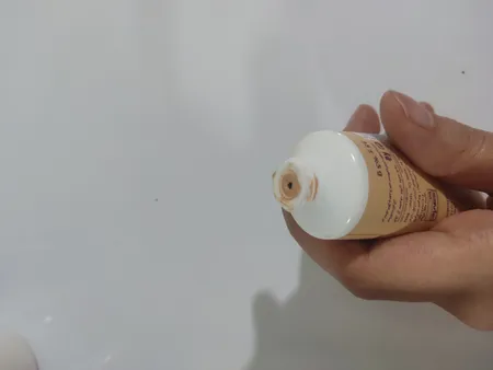 کرم پودر ساویز شماره 20 حجم ۳۵ میلی لیتر