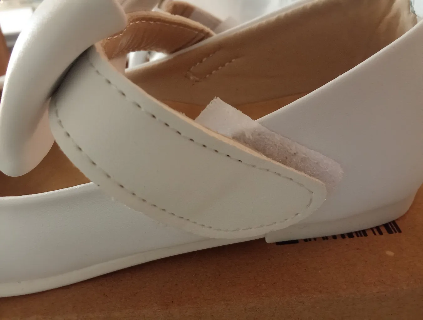 کفش دخترانه مدل ژاسمین پاپیونی برچسبی کد WH.3614