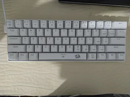 کیبورد گیمینگ ردراگون مدل K630 Dragonborn، مکانیکال سوییچ قرمز، Tenkeyless، نورپردازی RGB