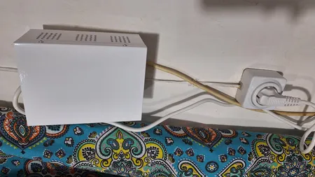 محافظ ولتاژ سارا مدل P255 مخصوص یخچال