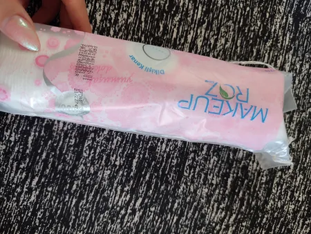 پد پاک کننده ارایش میکاپ رز مدل soft بسته 92 عددی