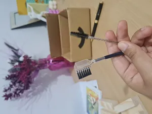 تجریه خرید شانه ابرو و برس ریمل مدل PRO