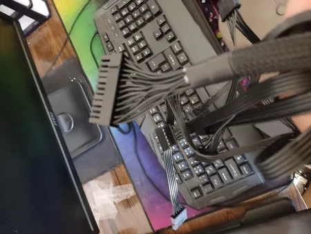 منبع تغذیه کامپیوتر گرین مدل GP450A-ECO Rev3.1