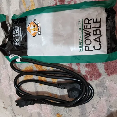 کابل برق سه پین آداپتور لپ تاپ کی نت پلاس مدل EU-C5 طول 1.5 متر