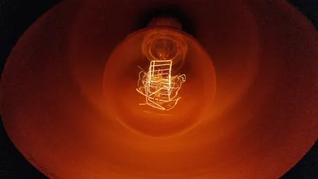 لامپ ادیسونی 40 وات مدل پیچی کد G80 پایه E27