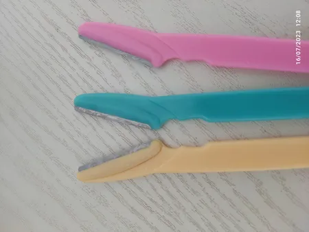 تیغ ابرو تینکل کد 003 بسته 3 عددی