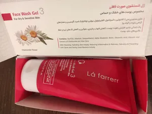 تجریه خرید ژل شست‌وشوی صورت لافارر مدل 03 مناسب پوست‌های خشک و حساس حجم 150 میلی‌لیتر