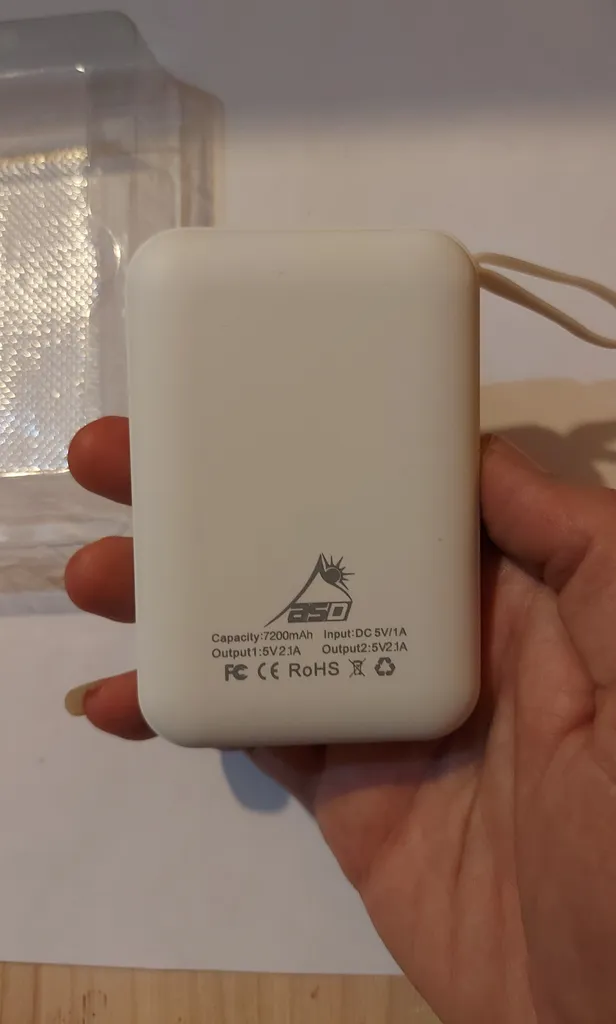 پاوربانک ای اس دی مدل HDME ظرفیت 7200 میلی آمپر ساعت