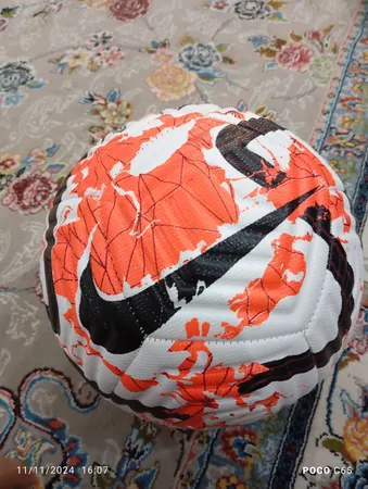 توپ فوتبال مدل پریمیر لیگ 2024