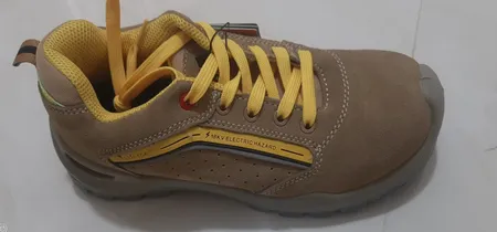 کفش ایمنی سیف تو مدل عایق برق 18 KV فشار قوی