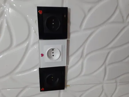 پریز برق ویرا کد 111