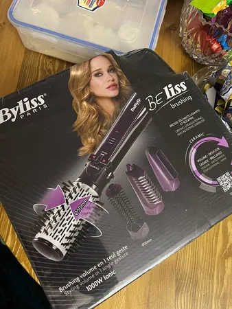 سشوار برس‌دار چرخشی بابیلیس مدل 2736E