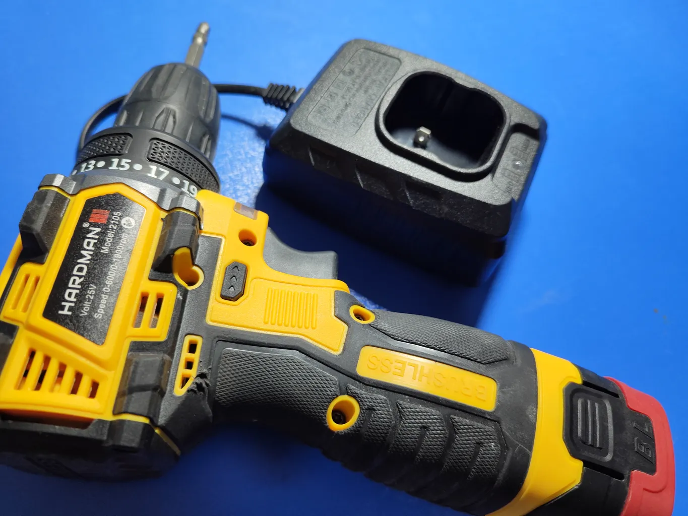 دریل پیچ گوشتی هاردمن مدل 2105