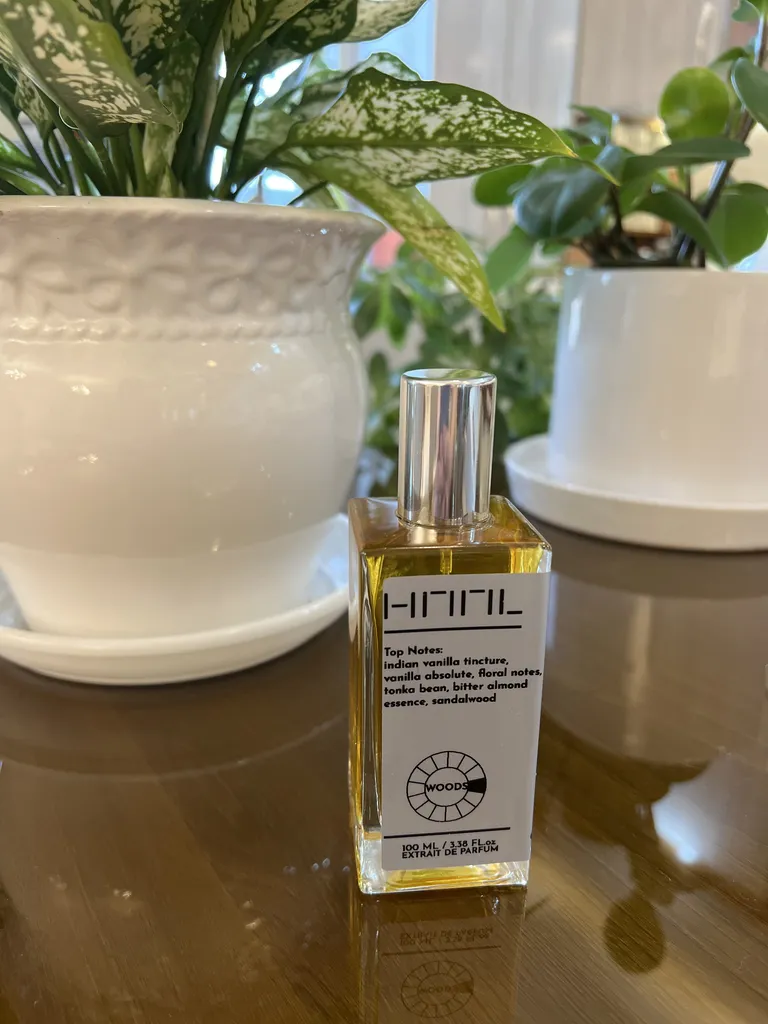 ادوپرفیوم زنانه حال خوب روزها مدل تامفورد وانیلا س حجم 100 میلی‌لیتر