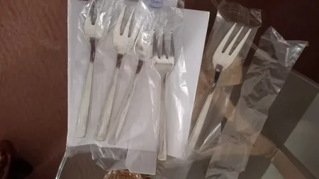 چنگال میوه خوری ناب استیل مدل پالرمو