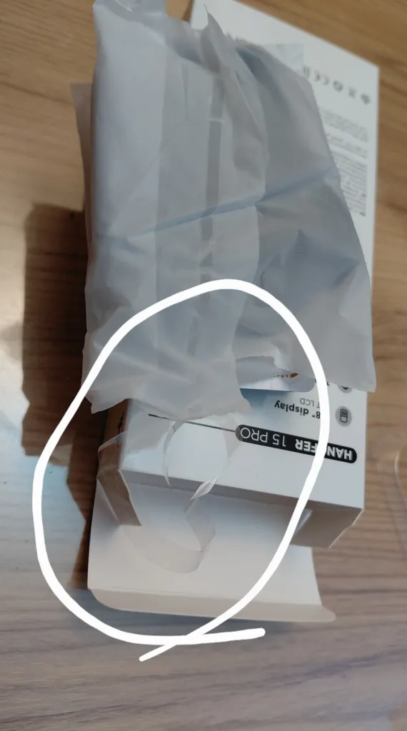 گوشی موبایل هانوفر مدل 15Pro دو سیم کارت ظرفیت 32 مگابایت و رم 32 مگابایت