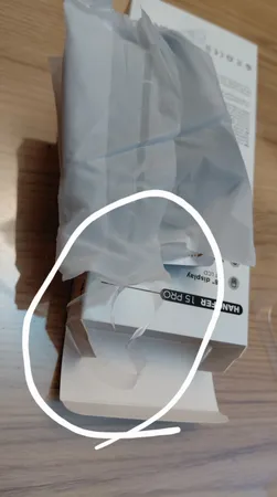 گوشی موبایل هانوفر مدل 15Pro دو سیم کارت ظرفیت 32 مگابایت و رم 32 مگابایت