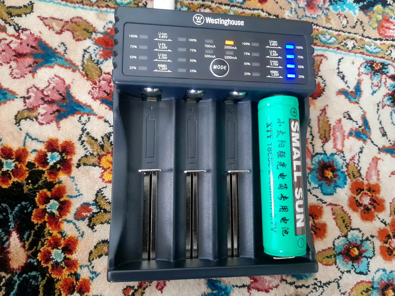 شارژر باتری وستینگهاوس مدل WBC-011-CB