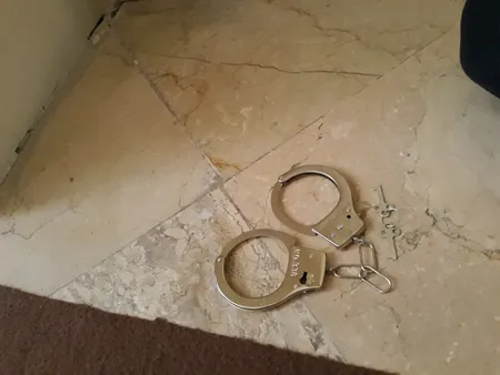 دستبند اسباب بازی مدل police-2