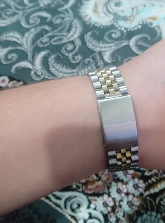 ساعت مچی عقربه ای  مدل 01