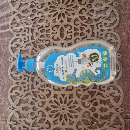 مایع شوینده و ضدعفونی کننده شیشه شیر مانا مدل پمپی حجم 750 میلی لیتر