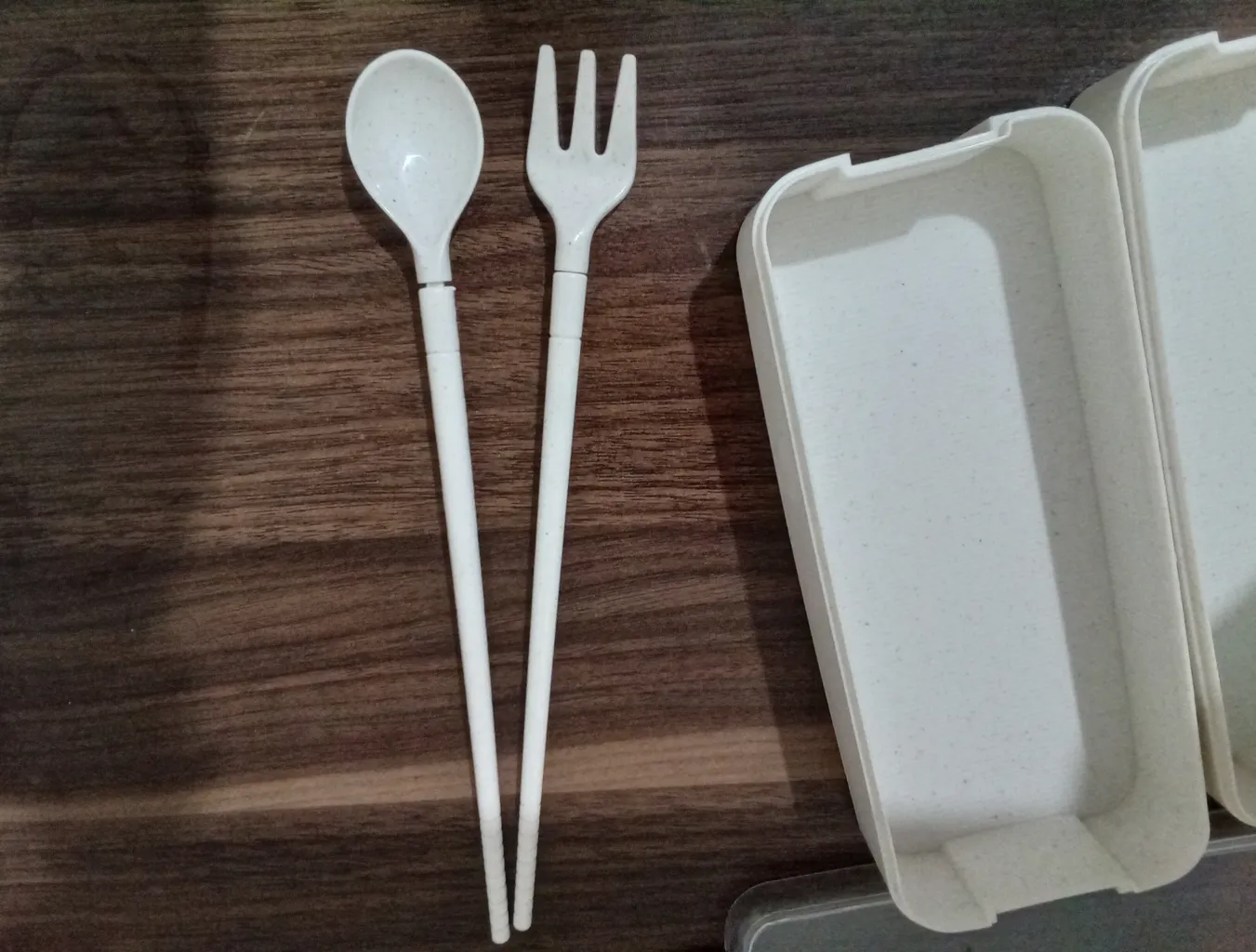 ظرف غذا مدل چنار کد 1 به همراه قاشق و چنگال