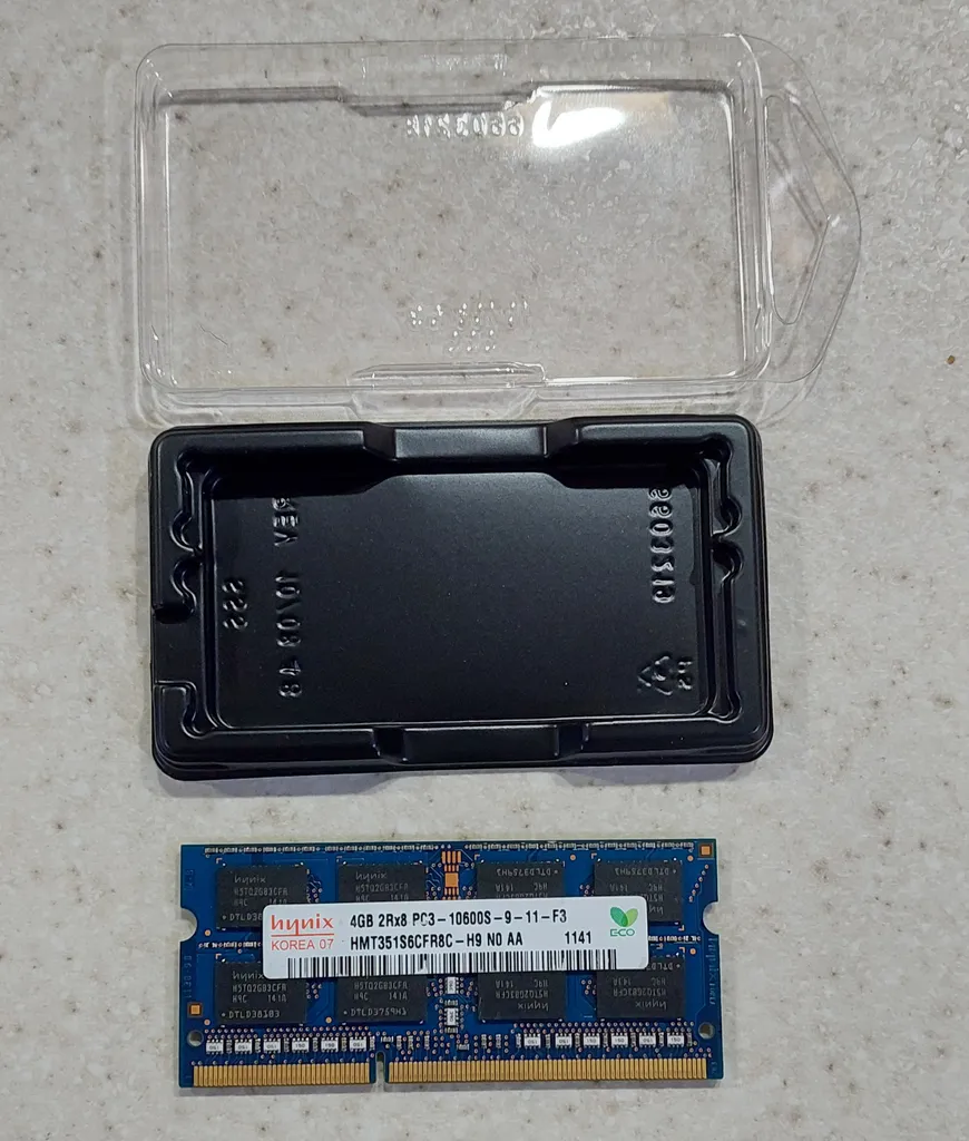 رم لپ تاپ DDR3 تک کاناله 1333 مگاهرتز CL9 هاینیکس مدل PC3-10600s ظرفیت 4 گیگابایت