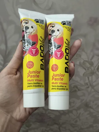 مالت بچه گربه و سگ برند بادو مدل مولتی ویتامین جونیور وزن 100 گرم