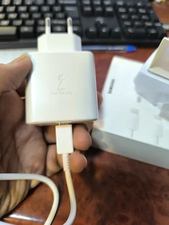 شارژر دیواری 45 وات مدل TA-845