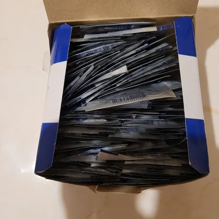 پد الکلی زرین طب مدل SWAB بسته 100 عددی