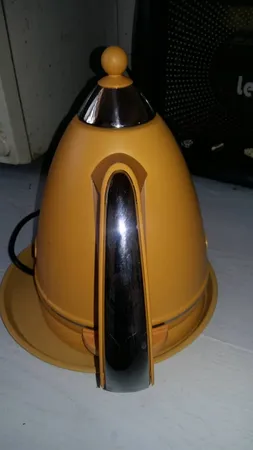 کتری برقی دلونگی مدل Argento Flora KBX3016