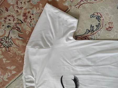 تیشرت زنانه طرح نگاه کد 105