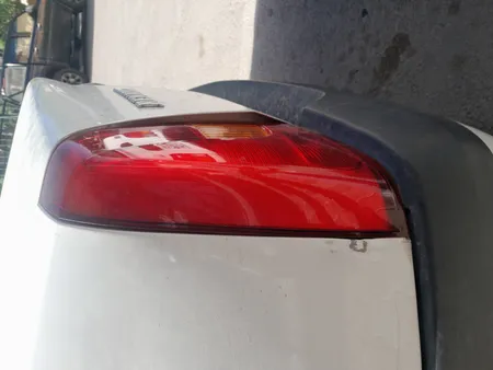 چراغ خطر عقب خودرو مدل KH-90-L-03 مناسب برای رنو ال 90