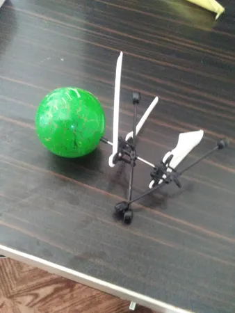 مینی هلی کوپتر شارژی مدل توپ پروازی