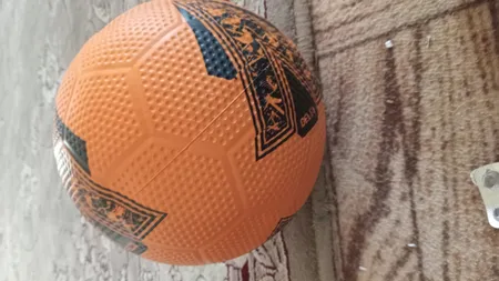 توپ فوتبال بتا مدل EFR- 40